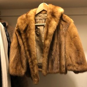 Vintage fur crop shall